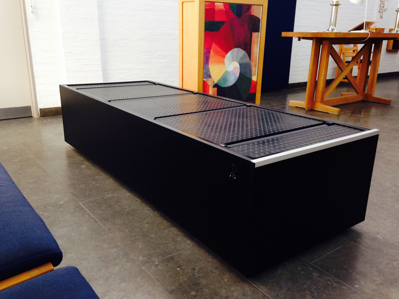 El katafalk med motor